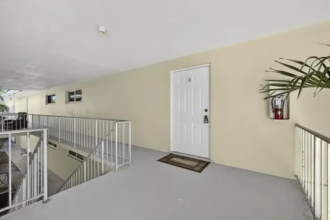 727 Hummingbird Way North Palm Beach FL 33408