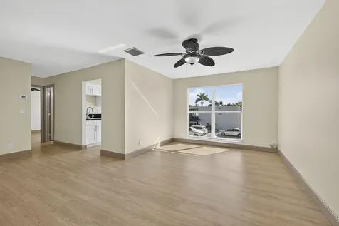 727 Hummingbird Way North Palm Beach FL 33408
