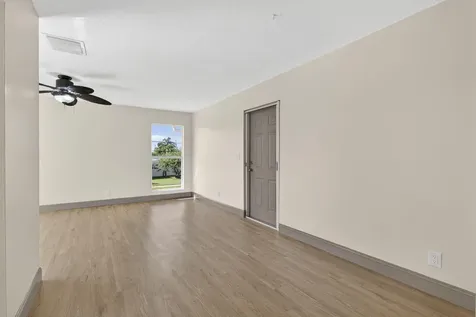 727 Hummingbird Way North Palm Beach FL 33408