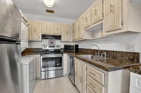 8747 Warwick Drive Boca Raton FL 33433