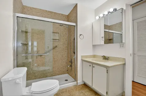 8747 Warwick Drive Boca Raton FL 33433