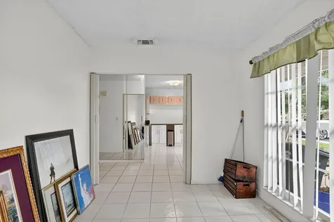 8747 Warwick Drive Boca Raton FL 33433