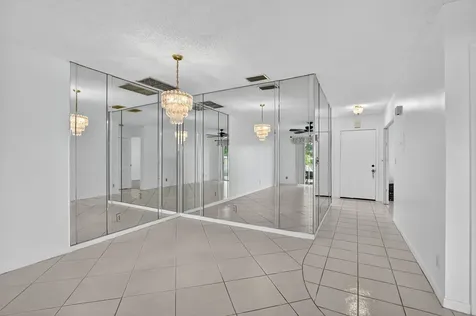 8747 Warwick Drive Boca Raton FL 33433