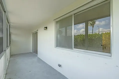 2647 Garden Drive Lake Worth FL 33461