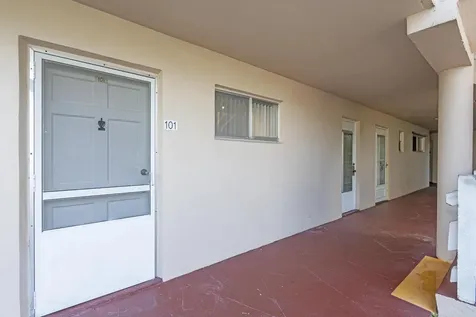 2647 Garden Drive Lake Worth FL 33461