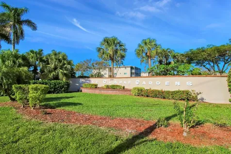 2647 Garden Drive Lake Worth FL 33461