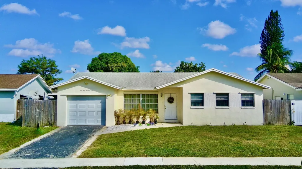 22710 Sw 65th Circle Boca Raton FL 33428