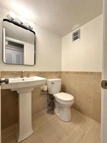 47 Camden B West Palm Beach FL 33417