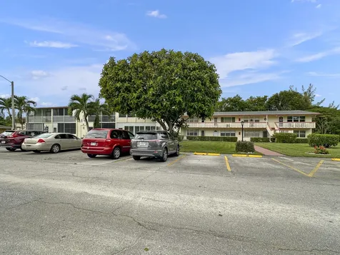 47 Camden B West Palm Beach FL 33417