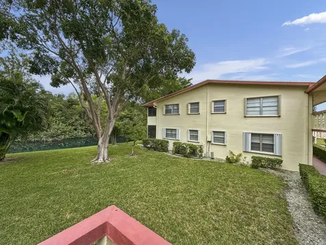 47 Camden B West Palm Beach FL 33417