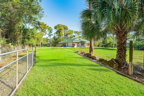 17109 Murcott Boulevard Loxahatchee FL 33470