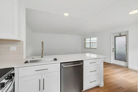 117 Brittany C Delray Beach FL 33446