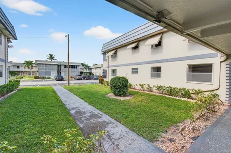 117 Brittany C Delray Beach FL 33446