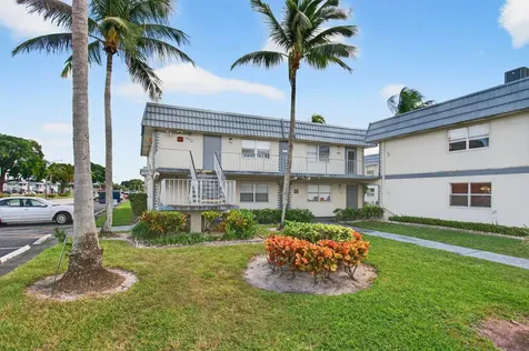 117 Brittany C Delray Beach FL 33446