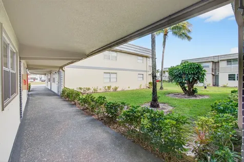 117 Brittany C Delray Beach FL 33446