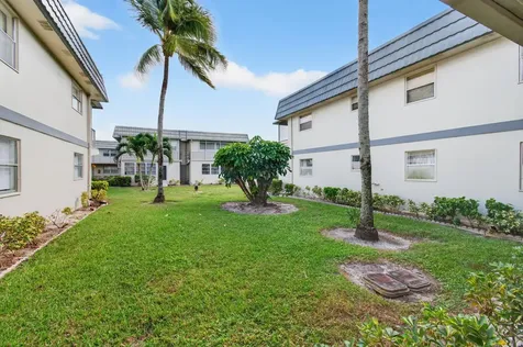 117 Brittany C Delray Beach FL 33446