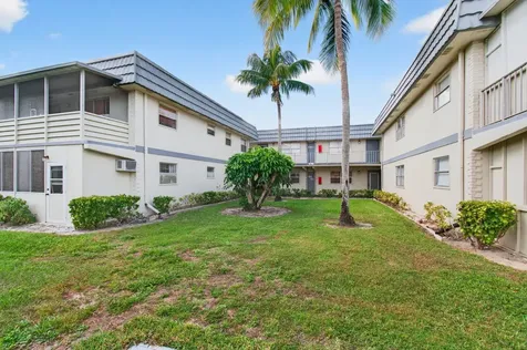 117 Brittany C Delray Beach FL 33446