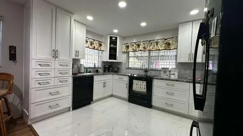 521 Sandpiper Circle Delray Beach FL 33445