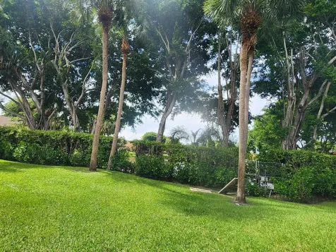 6013 10th Avenue Greenacres FL 33463