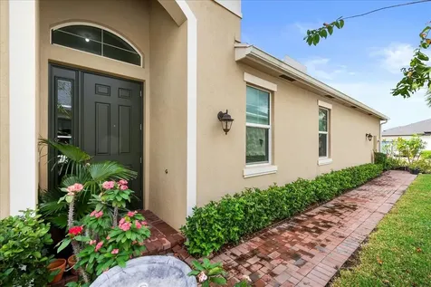 12842 Sw Lake Fern Circle Port Saint Lucie FL 34987
