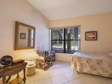 3928 Vine Trail Lake Worth FL 33467