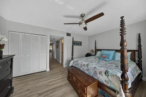 5555 N Ocean Boulevard Lauderdale By The Sea FL 33308