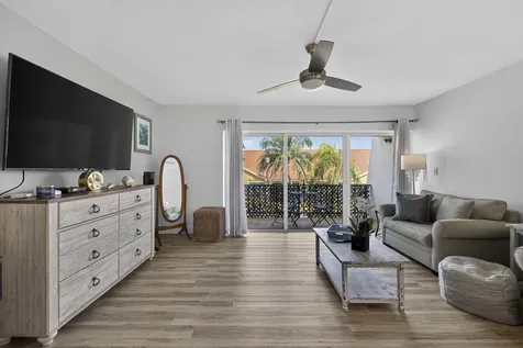 5555 N Ocean Boulevard Lauderdale By The Sea FL 33308