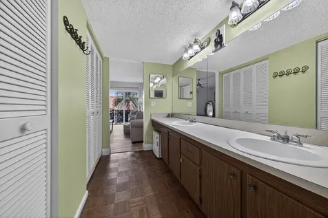5555 N Ocean Boulevard Lauderdale By The Sea FL 33308