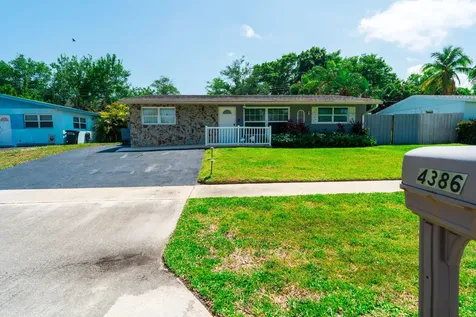 4386 Bamboo Drive Palm Beach Gardens FL 33410