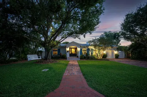 302 NW 16th Street Delray Beach FL 33444