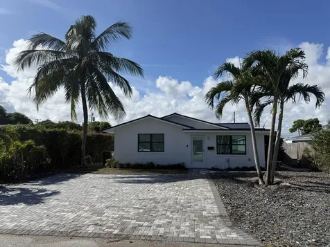 320 NW 3rd Avenue Delray Beach FL 33444