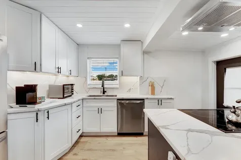 320 NW 3rd Avenue Delray Beach FL 33444