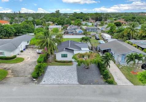 320 NW 3rd Avenue Delray Beach FL 33444