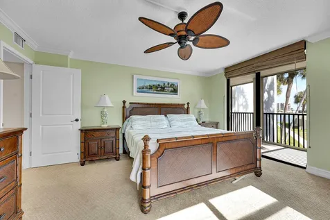 19800 Sandpointe Bay Drive Tequesta FL 33469