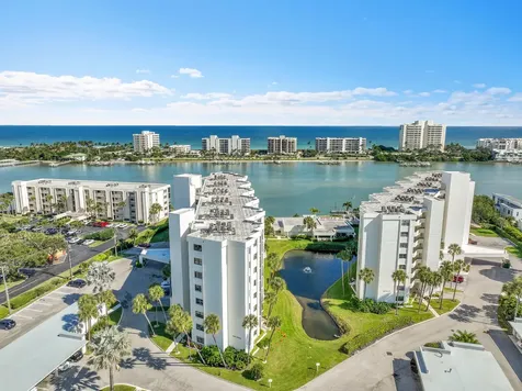 19800 Sandpointe Bay Drive Tequesta FL 33469