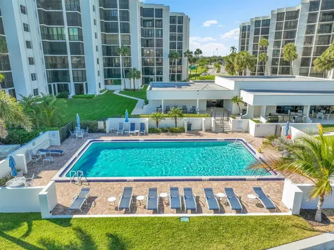 19800 Sandpointe Bay Drive Tequesta FL 33469