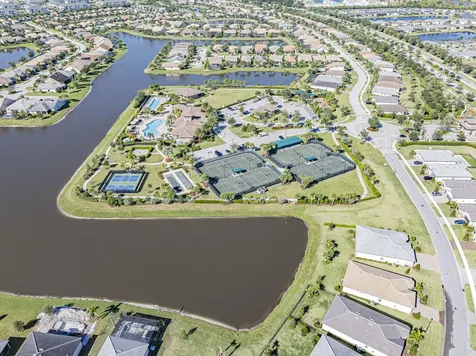 781 Se Courances Drive Port Saint Lucie FL 34984