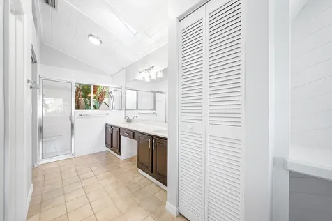8 Windsor Lane Palm Beach Gardens FL 33418