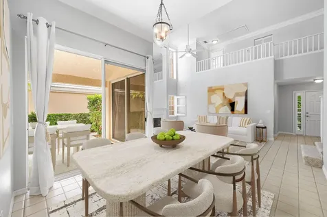 8 Windsor Lane Palm Beach Gardens FL 33418