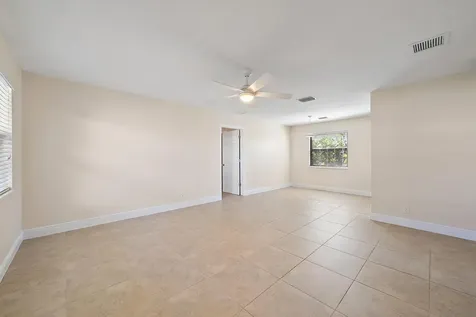 135 Shore Court North Palm Beach FL 33408
