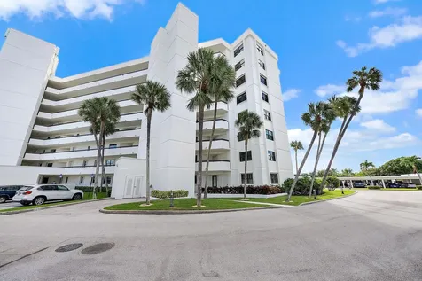 19800 Sandpointe Bay Drive Tequesta FL 33469