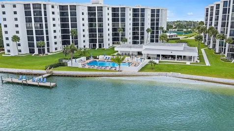 19800 Sandpointe Bay Drive Tequesta FL 33469