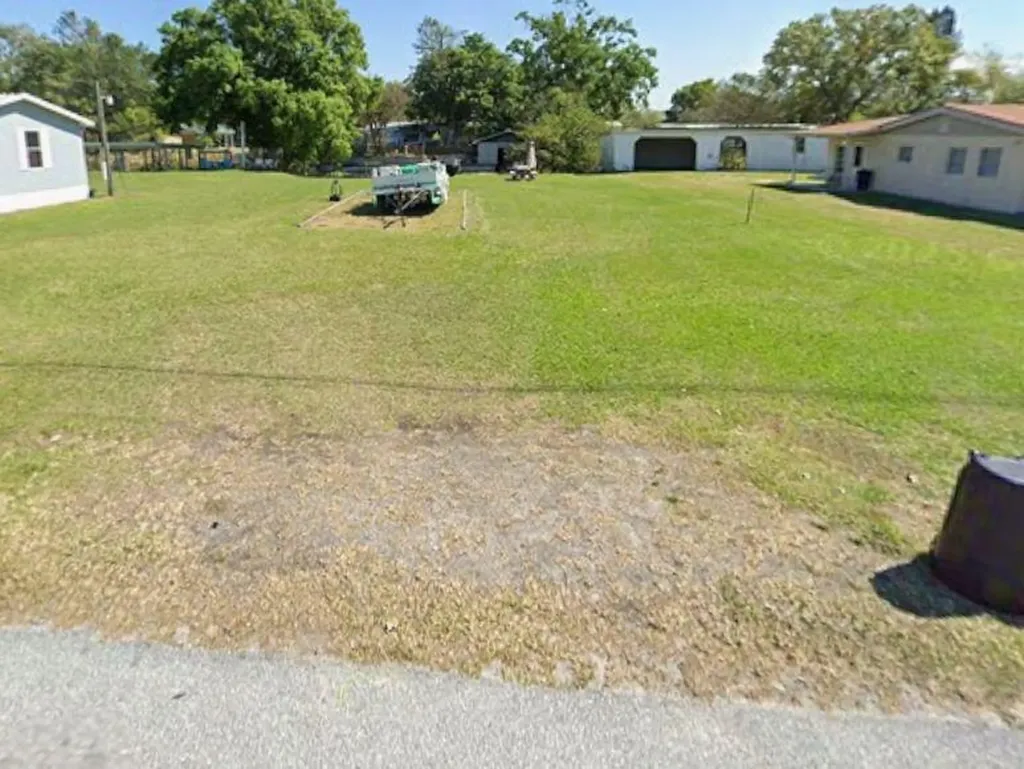 3232 SE 34th Avenue Okeechobee FL 34974
