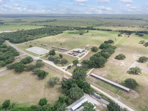 32801 Us Highway 441 Okeechobee FL 34972
