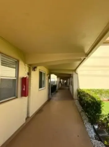193 Saxony Delray Beach FL 33446