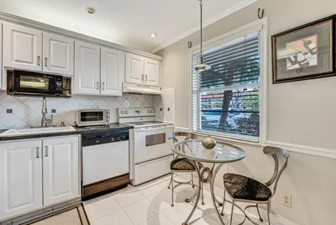 33 Abbey Lane Delray Beach FL 33446