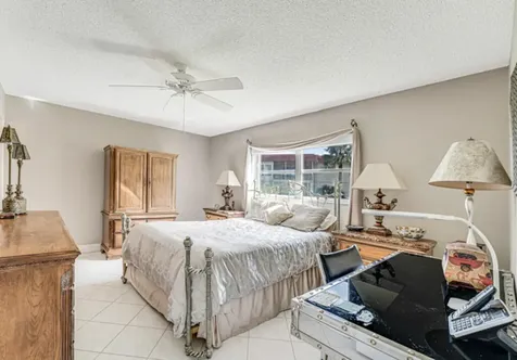 33 Abbey Lane Delray Beach FL 33446