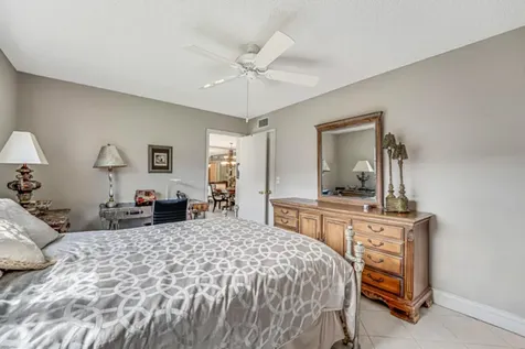 33 Abbey Lane Delray Beach FL 33446