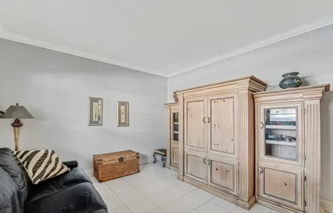 33 Abbey Lane Delray Beach FL 33446