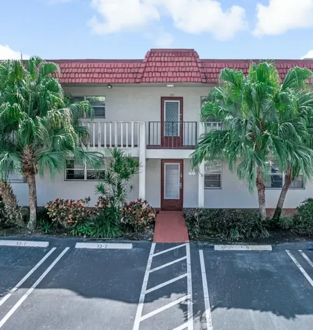 33 Abbey Lane Delray Beach FL 33446